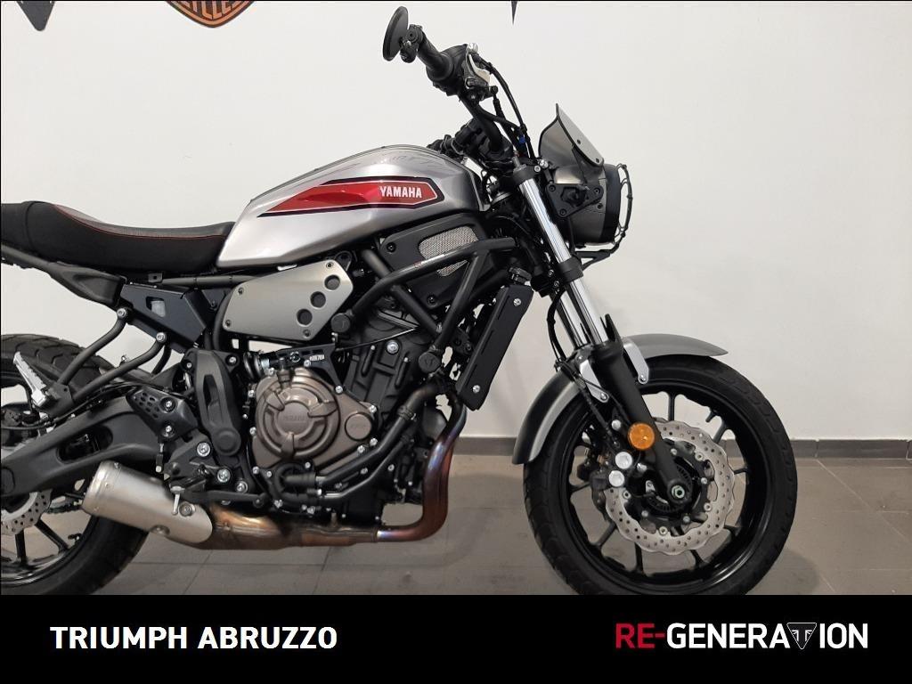 YAMAHA XSR 700 Abs