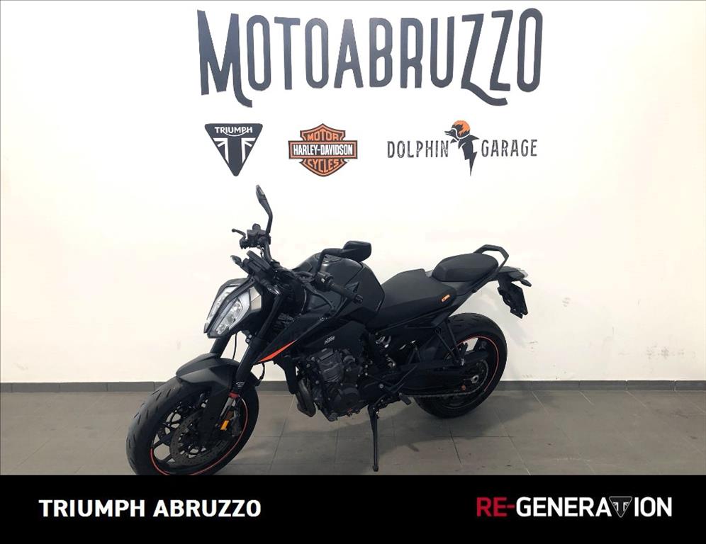KTM 890 Duke 