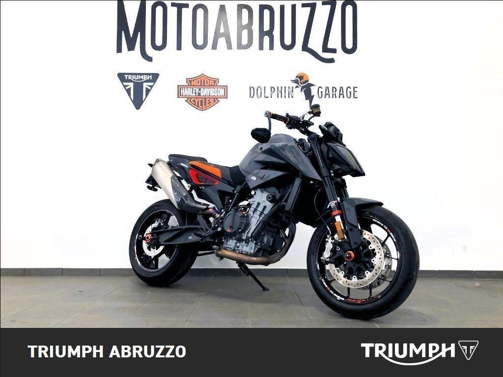 KTM 890 Duke 