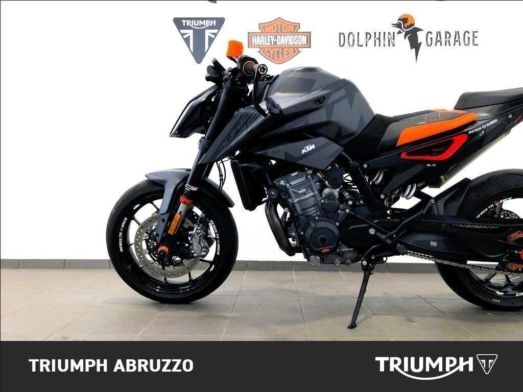 KTM 890 Duke 
