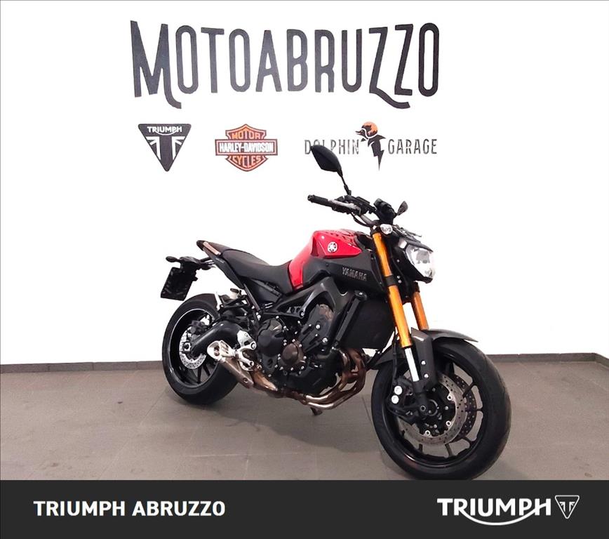 YAMAHA MT-09 850 