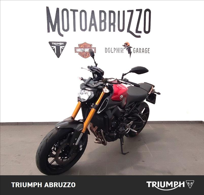 YAMAHA MT-09 850 