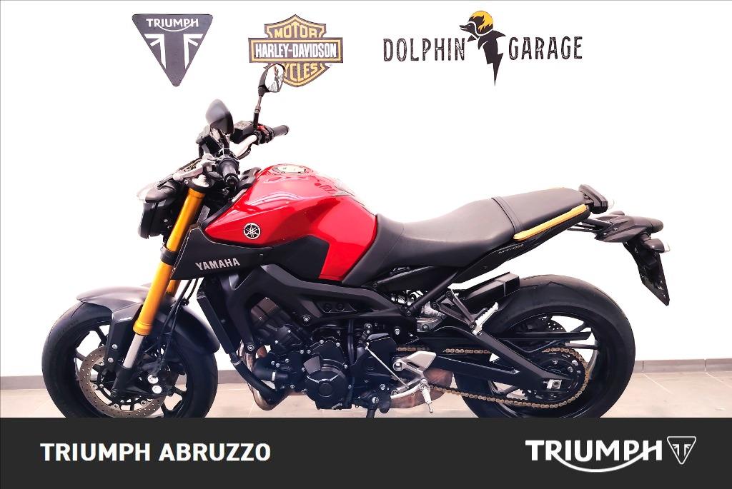 YAMAHA MT-09 850 
