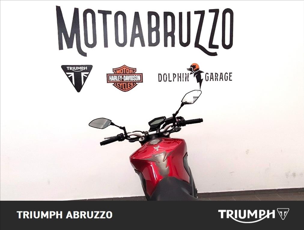 YAMAHA MT-09 850 
