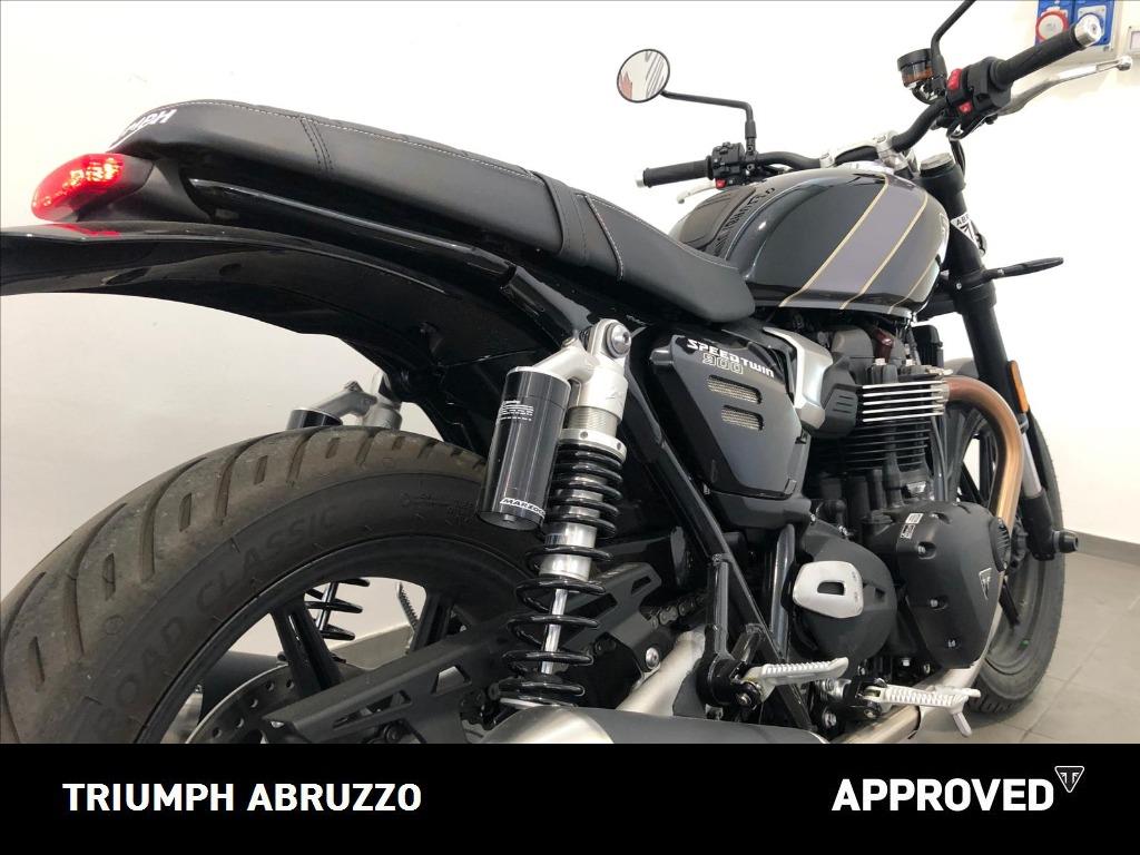 TRIUMPH Speed Twin 900 Phantom Black/Aurum Gold Abs