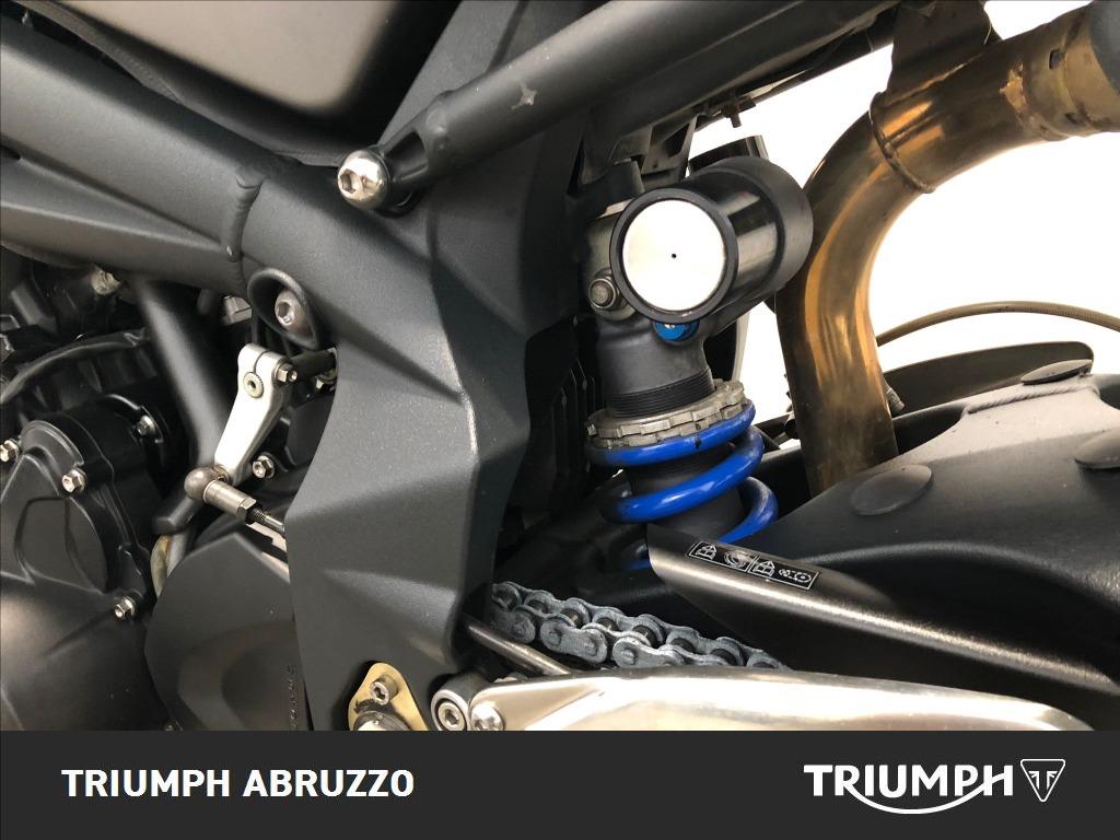 TRIUMPH Street Triple 675 R