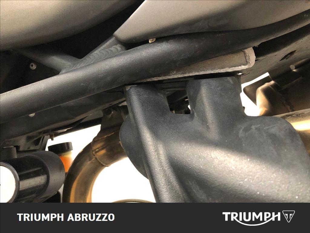 TRIUMPH Street Triple 675 R