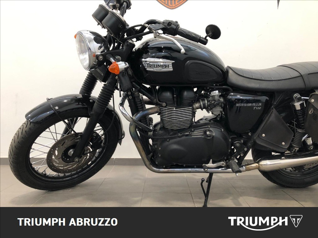 TRIUMPH Bonneville 865 Black
