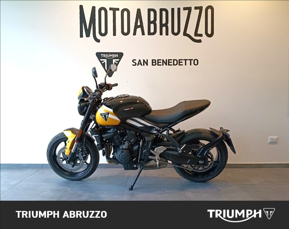 TRIUMPH Trident 660 Cosmic Yellow / Sapphire Black Abs