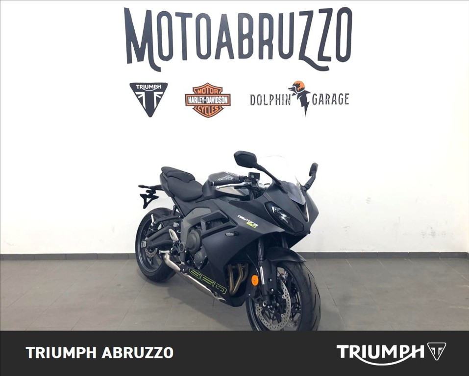 TRIUMPH Daytona 600 