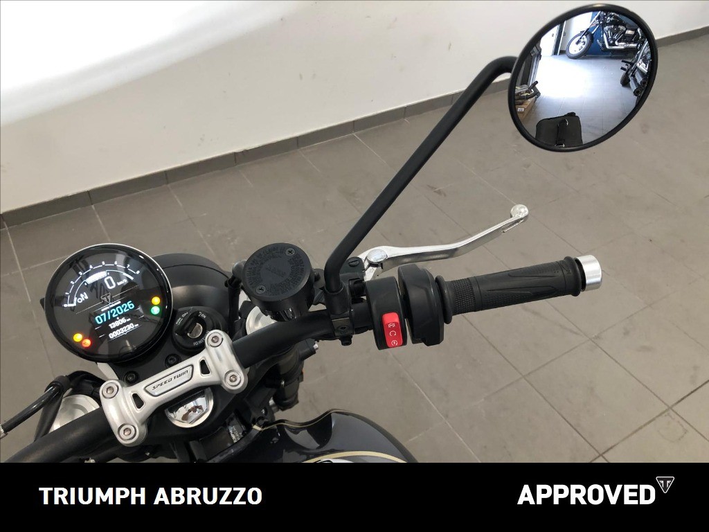 TRIUMPH Speed Twin 900 Phantom Black/Aurum Gold Abs
