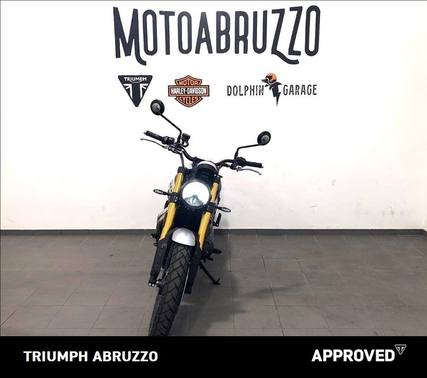 TRIUMPH Scrambler 900 Matt Khaki Green / Matt Phantom Black Abs