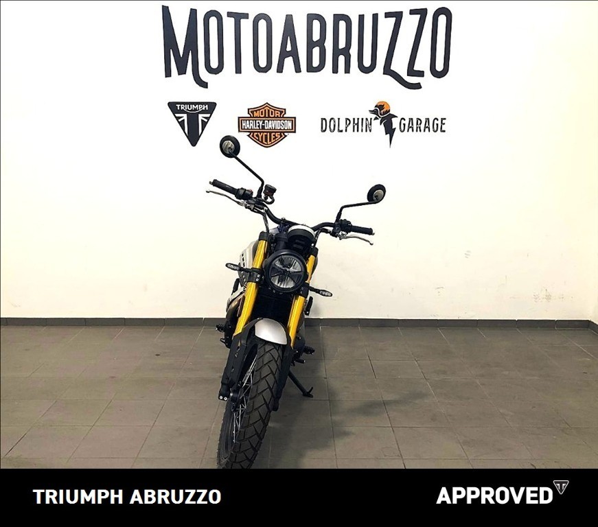 TRIUMPH Scrambler 900 Matt Khaki Green / Matt Phantom Black Abs