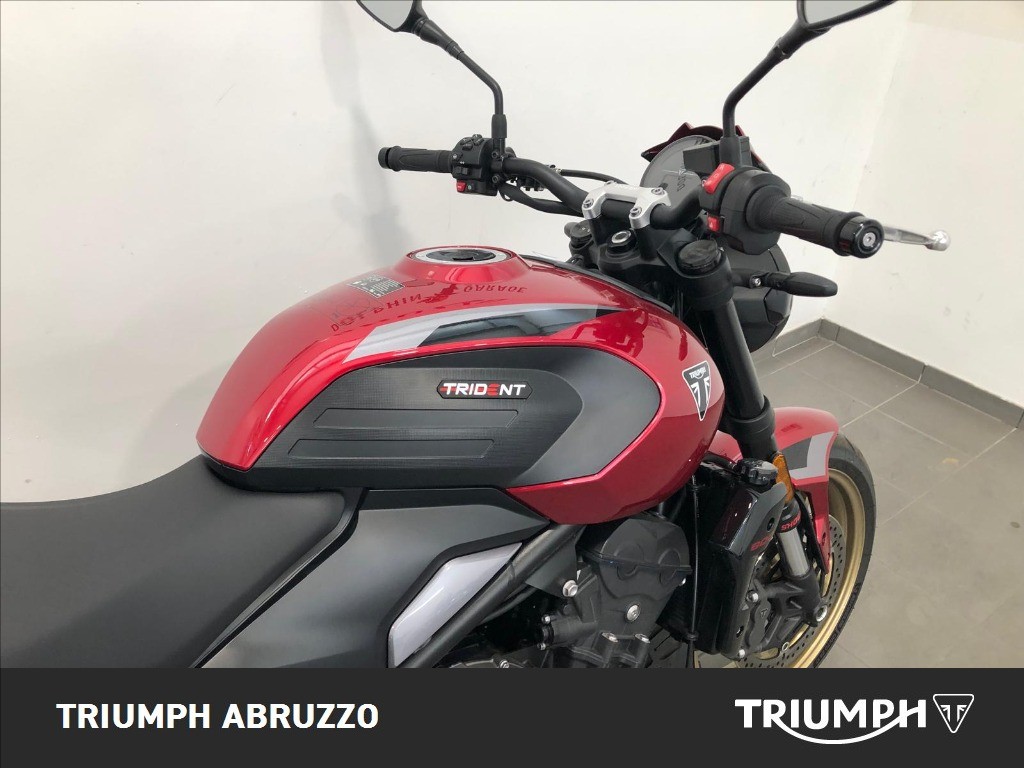 TRIUMPH Trident 800 Carnival Red Abs