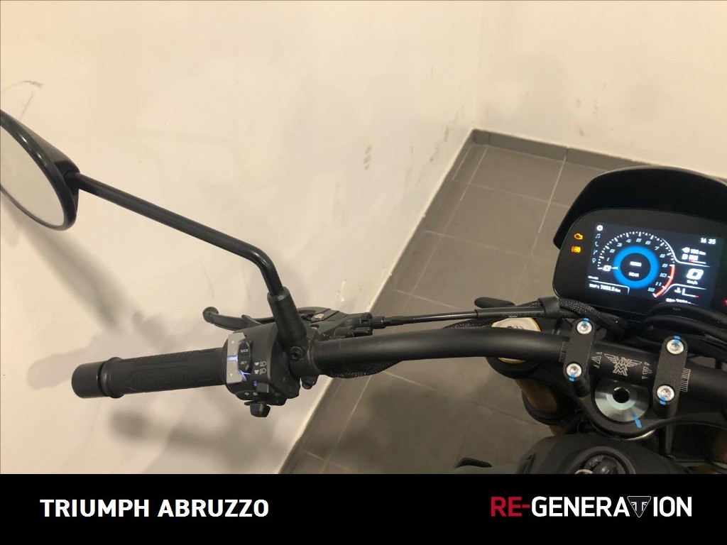MOTO MORINI Seiemmezzo SCR 650 Abs